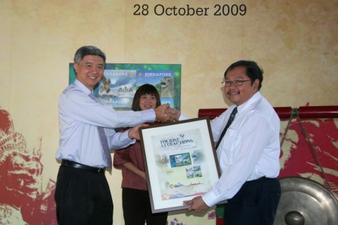 Mr Wilson Tan and Mr Kemal Haripurwanto